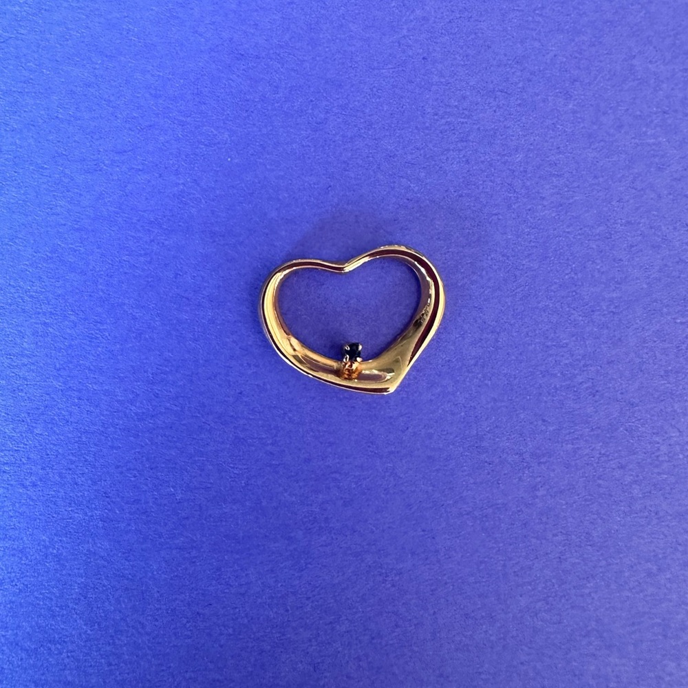 14K gold open heart charm